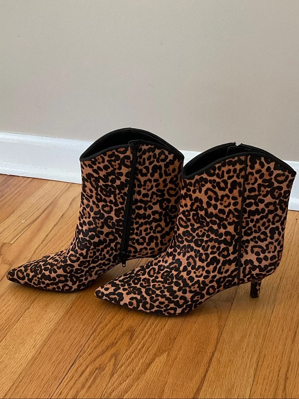 Leopard Print Pointed Ankle Booties - Brown/Black